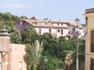 Residenza Locci - Rooms&Apartments Teulada 3*,